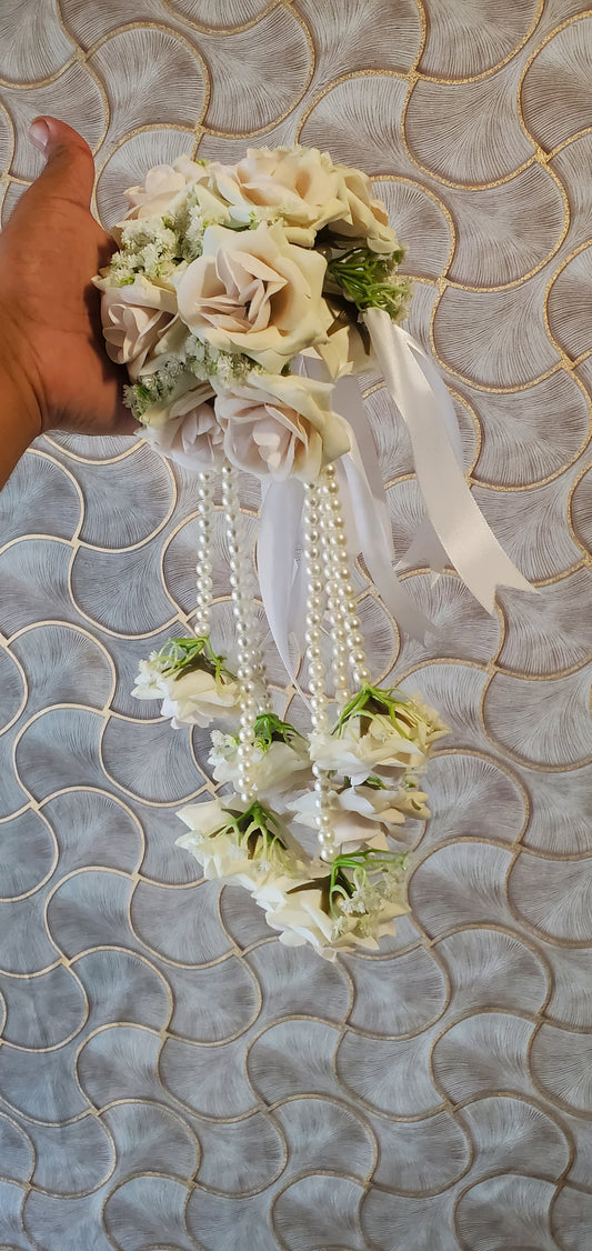 Creamy white artificial flower gajra