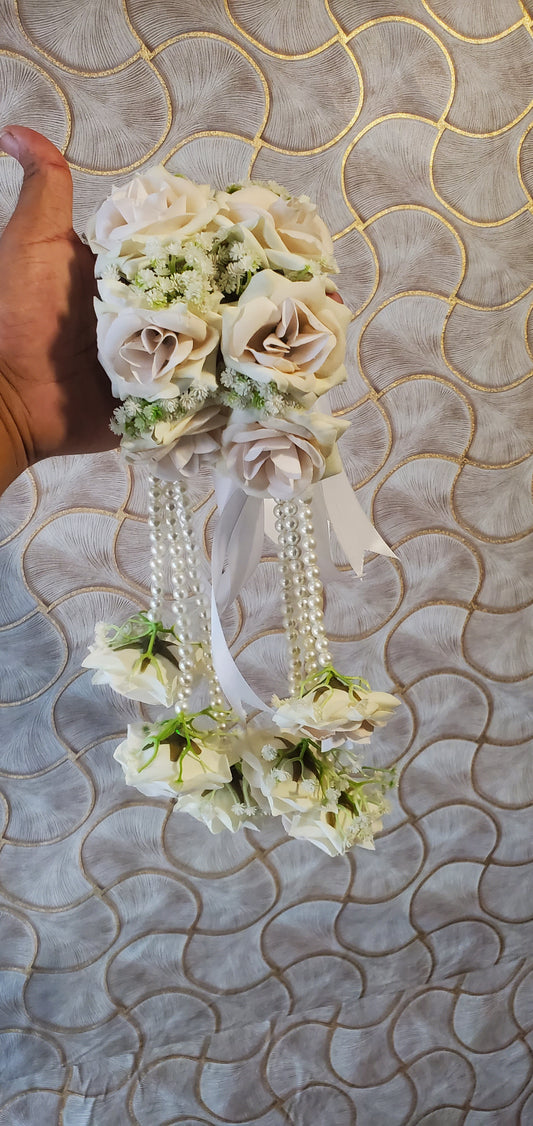 Creamy white artificial flower gajra